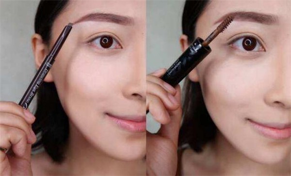 平粗眉适合长脸瓜子脸，帮助缓和艳丽的五官 平粗眉 瓜子脸 第1张