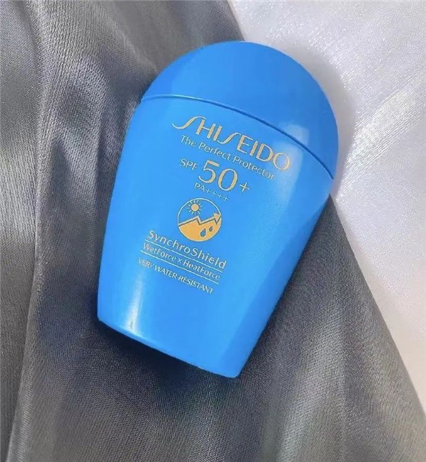 防晒霜怎么用才正确使用顺序，热门防晒霜怎么涂抹才正确 防晒霜 第1张