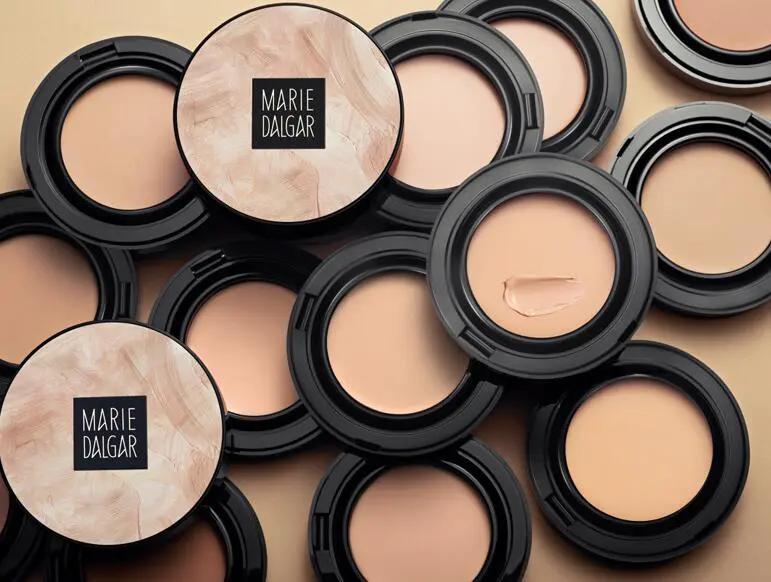 有光泽气垫哪个牌子好,这些款美妆单品值得拥有 气垫 气垫哪个牌子好 有光泽的气垫哪个牌子好 美妆 第2张 有光泽气垫哪个牌子好,这些款美妆单品值得拥有 气垫 气垫哪个牌子好 有光泽的气垫哪个牌子好 美妆 第2张