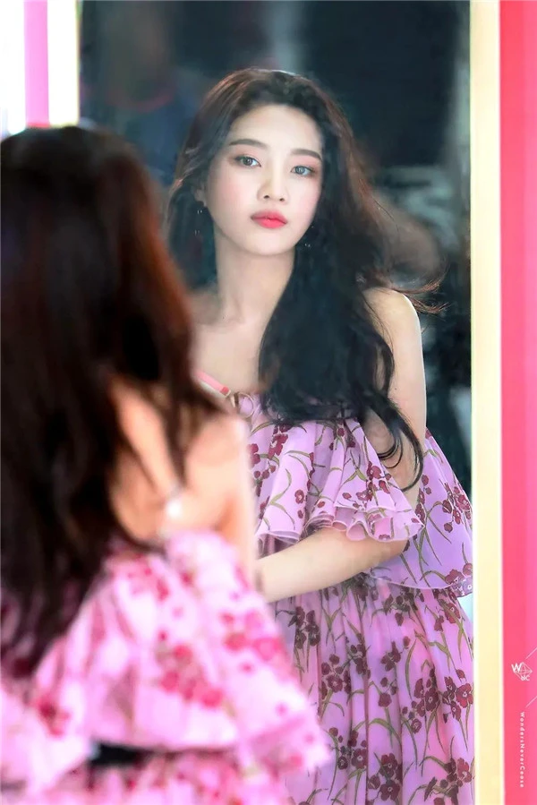 red，velvet成员joy生图美貌出圈，redvelvet成员介绍 red velvet joy 第5张