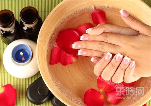 卸妆怎么卸最彻底，6个方面要注意 护肤 第1张