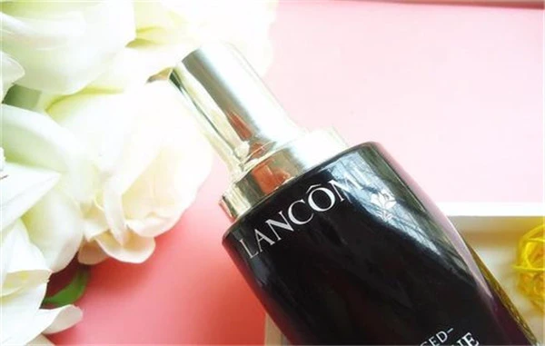 兰蔻美容液和肌底液的使用顺序 兰蔻 兰蔻小黑瓶 护肤品 第2张