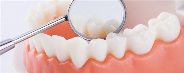 洗牙能让牙齿变白吗，如何让黄牙齿变白 护肤 第1张