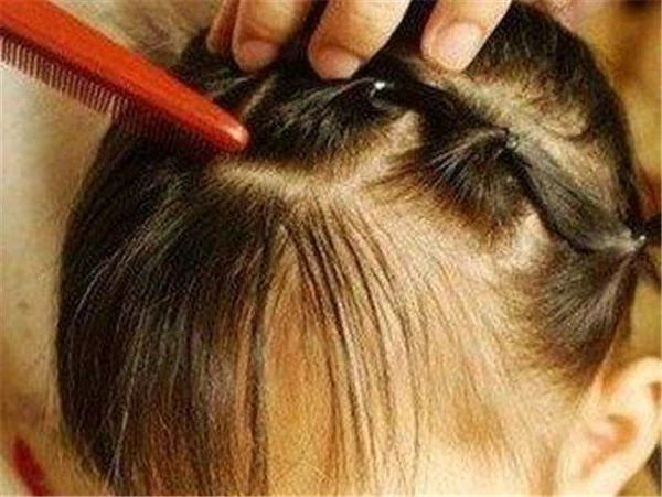 2一3岁女宝宝发型扎法有哪些 发型 宝宝发型 美妆 第2张 2一3岁女宝宝发型扎法有哪些 发型 宝宝发型 美妆 第2张