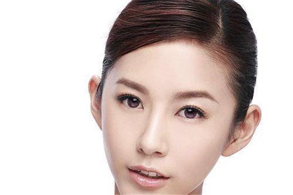 祛除黑眼圈的方法：热鸡蛋按摩可帮助淡化 黑眼圈 方法 第1张