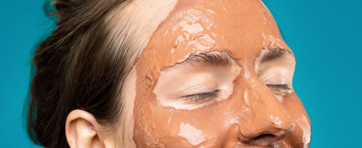 女人白天可以敷面膜吗 女人 白天 敷面膜 美妆 第3张 女人白天可以敷面膜吗 女人 白天 敷面膜 美妆 第3张