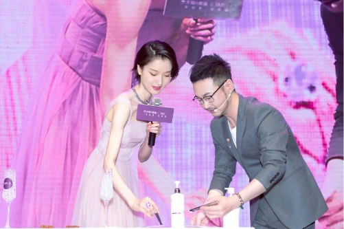 OLAY身体护理品牌携手天猫小黑盒，与杜鹃一起，引领身体护理新趋势 身体乳 OLAY身体乳 OLAYA醇身体乳 美妆 第5张