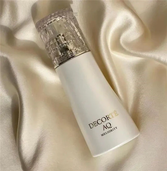 金晨才是「护肤达人」，直言黑眼圈轻了，尤其是这几个东西，绝了 护肤 第8张