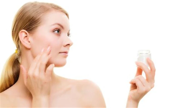 柠檬可以和哪些东西一起做成面膜，敷面膜为何必须做好面部清洁 柠檬 面膜 第2张