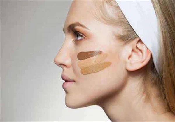 精华乳bb霜顺序是什么，分不清楚别乱用，否则不仅伤皮肤还毁妆容！ 护肤 第3张