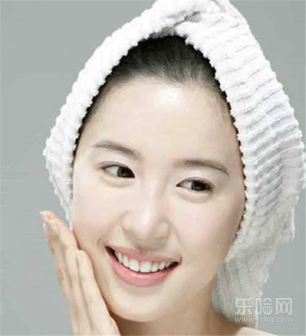 精华乳要洗掉吗 护肤 第2张