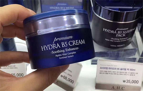 ahc面霜为什么会起颗粒，涂面霜搓泥起颗粒的原因 AHC 面霜 第5张