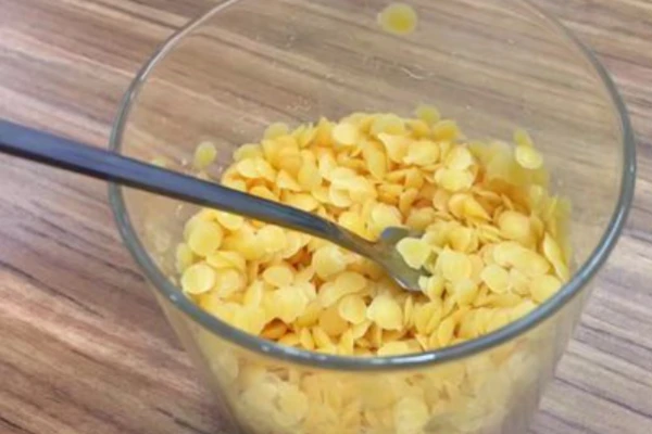 如何自己制作手工口红，美妆达人手工口红制作方法教程 口红 手工口红制作方法 手工口红制作方法教程图片 美妆 第4张