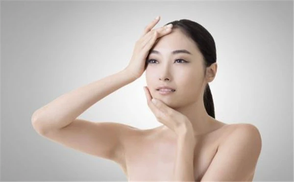 丰额头方式有哪些，丰额头手术有哪些优势 丰额头 方式 第3张