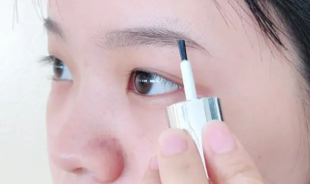 眉胶哪个牌子好，眉胶正确上妆方法 眉胶 眉胶哪个牌子好 眉胶排行榜 美妆 第5张