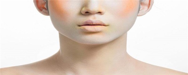 脸颊有红血丝怎么修复，脸颊有红血丝用什么可以缓解 护肤 第1张