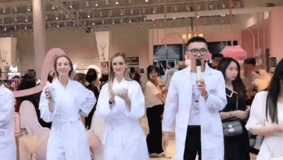 V11疯狂博士美丽工厂中国首发，震撼出场，成美博会「吸睛王」 美妆 美博会 V11疯狂博士美丽工厂 第10张