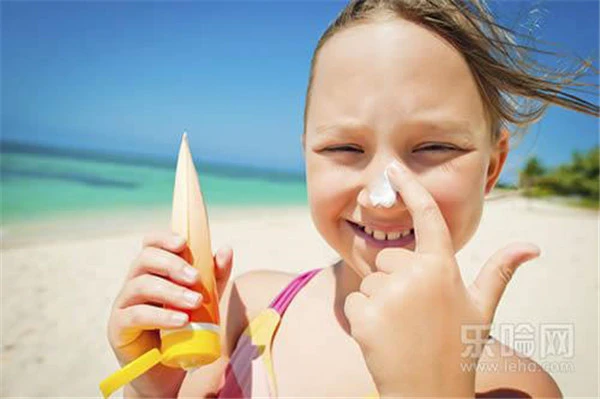 防晒霜开封一年还能用吗 护肤 第5张