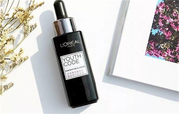 欧莱雅精华液和玉兰油精华液哪个好 欧莱雅 精华液 美白精华 第1张 欧莱雅精华液和玉兰油精华液哪个好 欧莱雅 精华液 美白精华 第1张