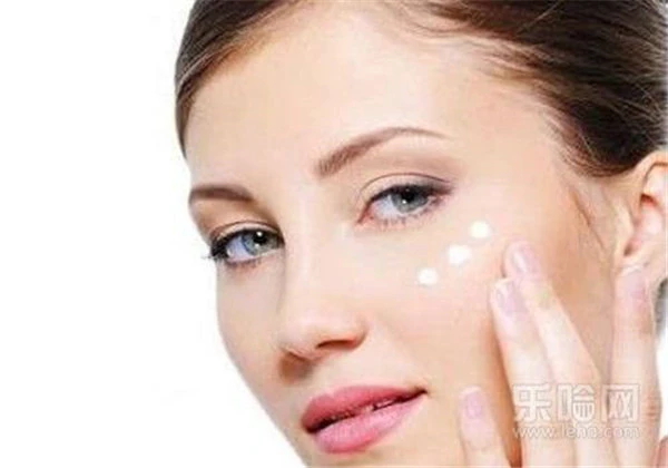 认清防晒乳和隔离霜的5大区别 护肤 第2张