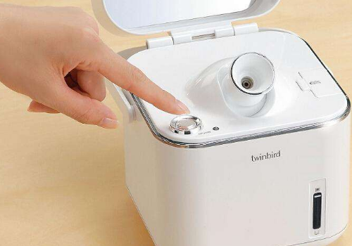 蒸脸器主要作用为清洁肌肤，长痘应停止蒸脸 蒸脸器 作用 第1张