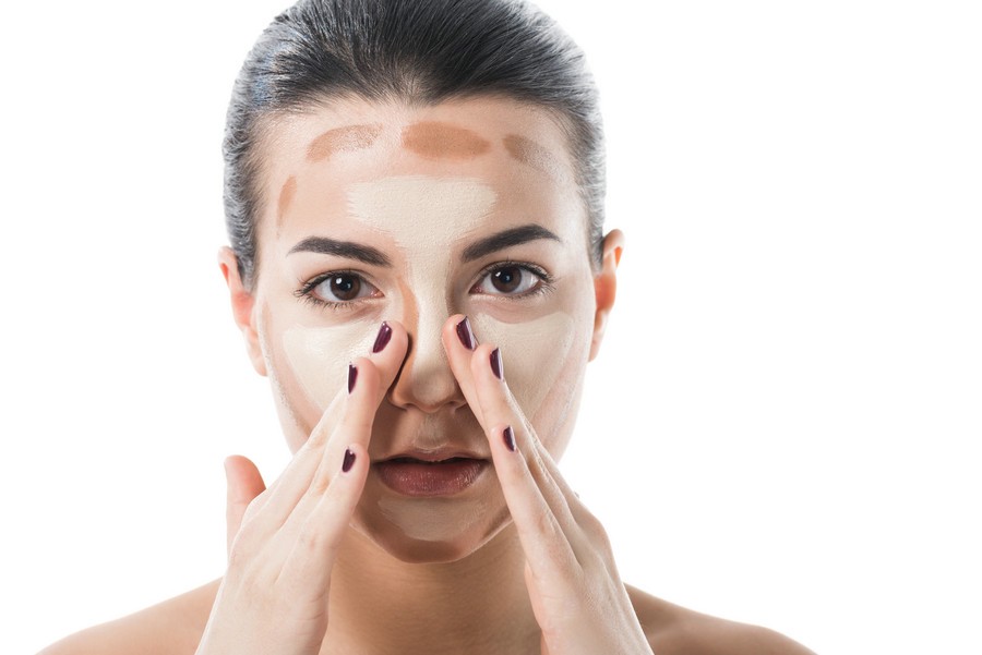 脸上要怎么打高光，涂高光小技巧步骤图 化妆 涂高光化妆步骤 涂高光化妆步骤小技巧 美妆 第1张