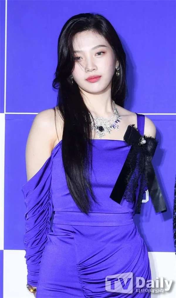 red，velvet成员joy生图美貌出圈，redvelvet成员介绍 red velvet joy 第2张