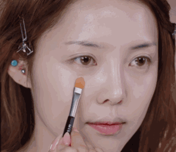 淡妆怎么画好看，清新自然女神淡妆化妆教程图片 淡妆 女神淡妆化妆 清新自然女神淡妆化妆教程图片 美妆 第3张