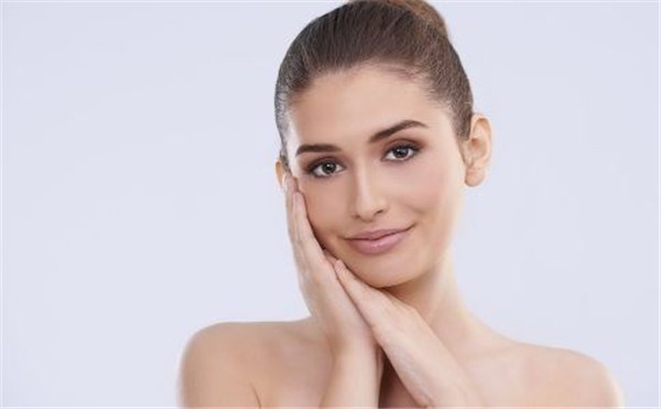 注射肉毒素后注意事项，注射肉毒素来祛除法令纹 注射 肉毒素 第1张