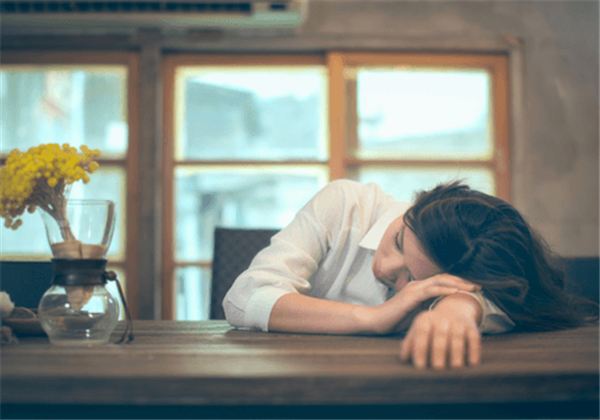 早衰是怎么引起的,这么补水才正确 护肤 第1张 早衰是怎么引起的,这么补水才正确 护肤 第1张