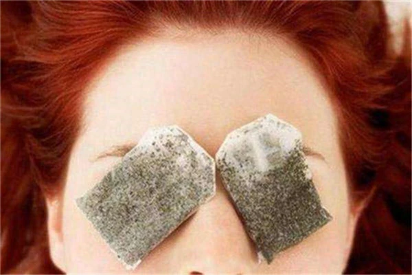 秋季怎么消灭黑眼圈,绿茶包解决熊猫眼 消灭 黑眼圈 第3张 秋季怎么消灭黑眼圈,绿茶包解决熊猫眼 消灭 黑眼圈 第3张