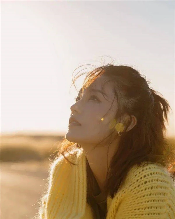 如何打造伪素颜妆，焦糖奶茶眼妆的化法和技巧 伪素颜妆 焦糖奶茶眼妆 第10张