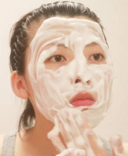 用完洗面奶后脸很紧绷起皮怎么办 洗面奶 起皮 美妆 第1张