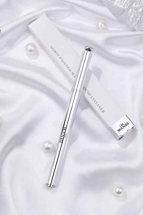 丸碧这么好用的眼线液笔，你一定不能最后一个知道 眼线笔 眼线液笔 丸碧眼线笔 美妆 第3张