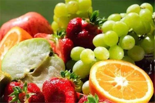 冬季皮肤干裂多喝水，蜂蜜红枣水滋阴润肺调理脸色 冬季 皮肤 第3张