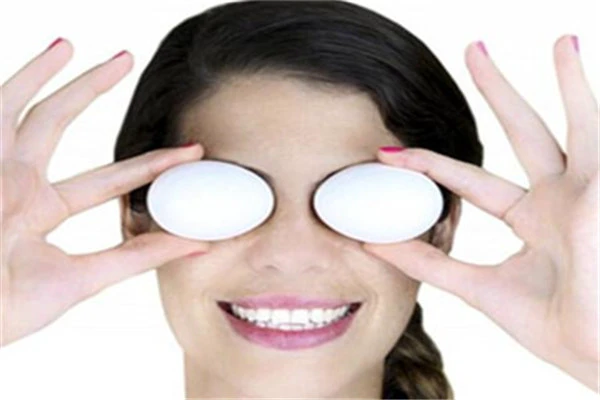 秋季怎么消灭黑眼圈,绿茶包解决熊猫眼 消灭 黑眼圈 第2张 秋季怎么消灭黑眼圈,绿茶包解决熊猫眼 消灭 黑眼圈 第2张