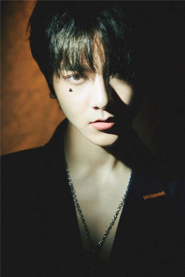 武则天复古妆搭配一袭红装令人惊艳至极 复古妆 红装 第7张 武则天复古妆搭配一袭红装令人惊艳至极 复古妆 红装 第7张