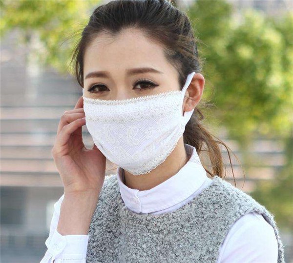 戴口罩怎么防止蹭掉妆 掉妆 戴口罩 美妆 第1张