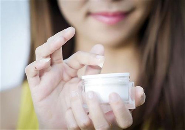 素颜霜能美白吗 护肤 第5张