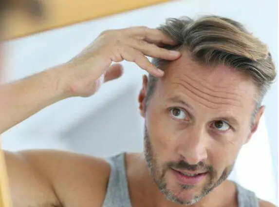 脸上长脂肪粒是什么原因，长脂肪粒的六大因素 脂肪粒 脸上长脂肪粒的原因 美容 第3张