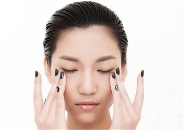 手指按摩法缓解眼睛疲劳,改善鱼尾纹现象 按摩 鱼尾纹 第1张 手指按摩法缓解眼睛疲劳,改善鱼尾纹现象 按摩 鱼尾纹 第1张