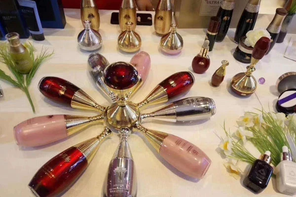 韩国维娜加盟几折拿货，韩国维娜加盟费用多少钱 维娜化妆品 第2张