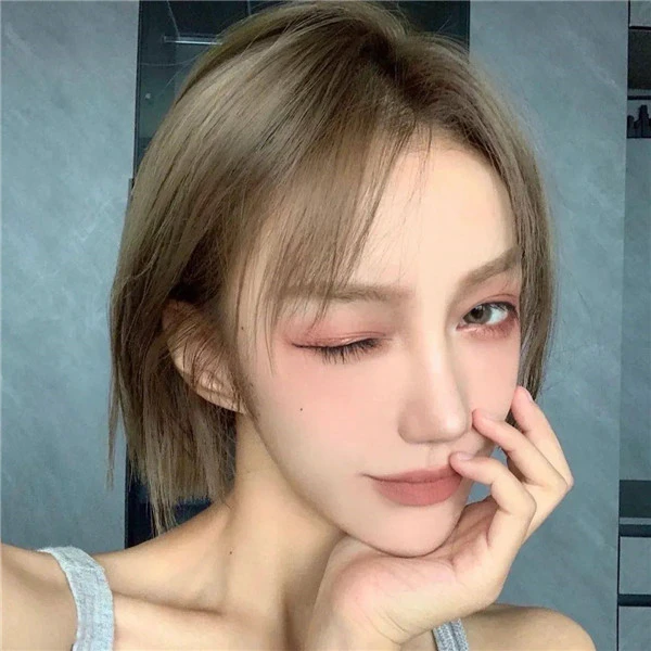 棕色系发色温柔又显气质，哪些发色显美又显白 发色 棕色系 第13张