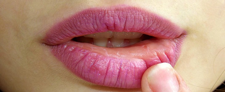 嘴唇厚怎么涂口红 口红 美妆 第2张