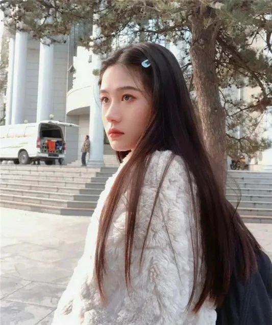 每个品牌的「扛把子」你知道吗迪奥是999,兰蔻小黑瓶没人质疑 品牌 护肤品 第10张 每个品牌的「扛把子」你知道吗迪奥是999,兰蔻小黑瓶没人质疑 品牌 护肤品 第10张