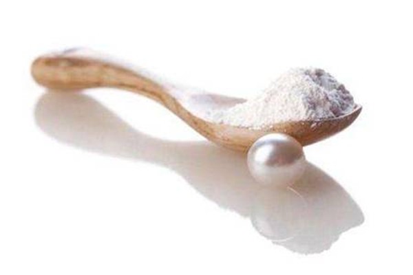 冬天美白小窍门，涂抹美白精华减少色素生成 美白 窍门 第1张