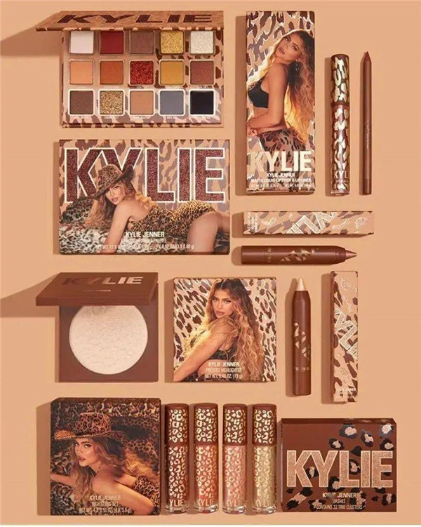 武则天复古妆搭配一袭红装令人惊艳至极 复古妆 红装 第20张 武则天复古妆搭配一袭红装令人惊艳至极 复古妆 红装 第20张