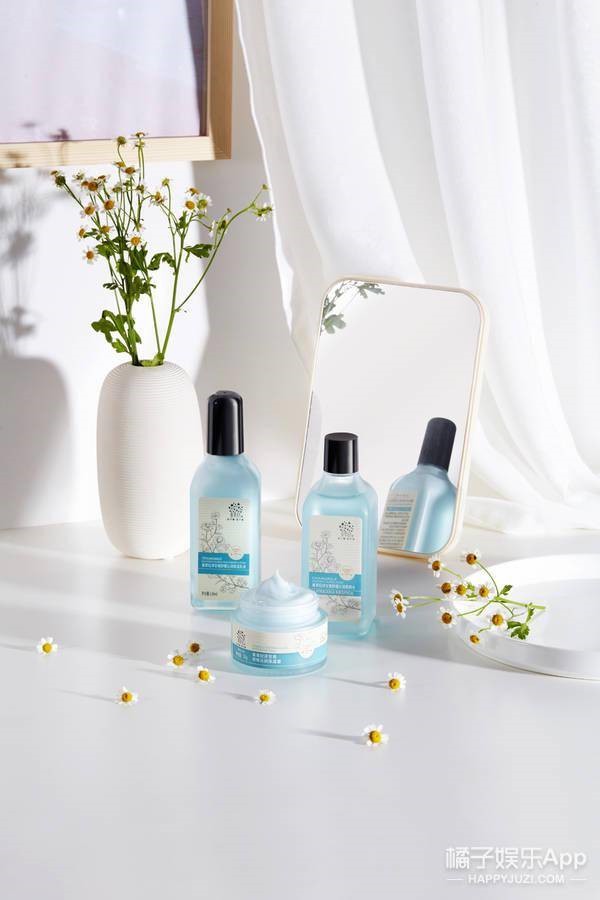 善草纪保湿套装水润加倍，解决肌肤各种问题 善草纪 肌肤问题 第1张