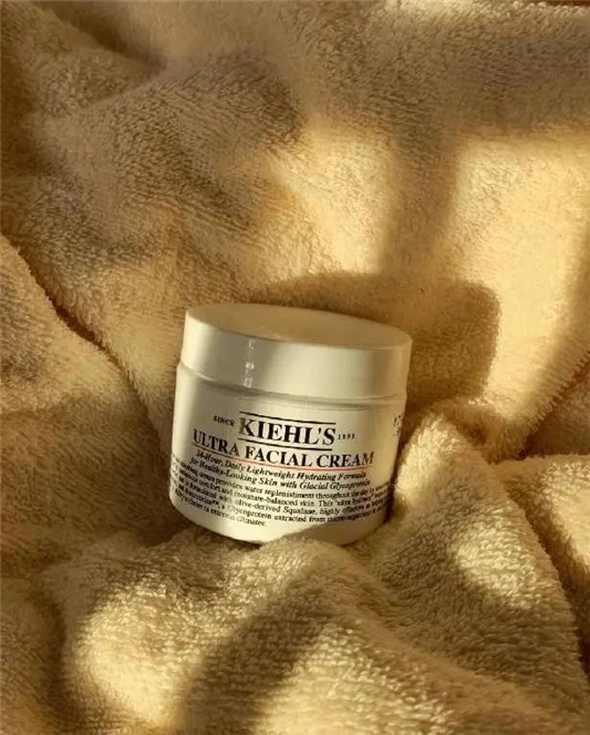 包含乳液功能的面霜,更适合冬天使用,保湿滋润要用这几款面霜 面霜 第2张 包含乳液功能的面霜,更适合冬天使用,保湿滋润要用这几款面霜 面霜 第2张