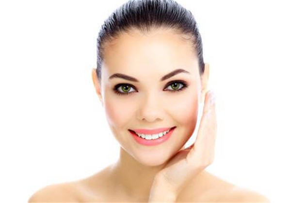 夏天脸出油严重怎么办，夏天脸上出油怎么办 护肤 第1张